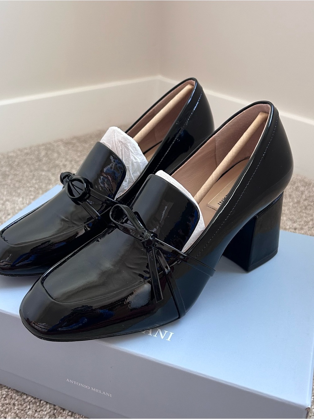 Antonio Melani Ahmber Black Patent Leather Block Heel Loafer Pumps Size 8M - Picture 2 of 13